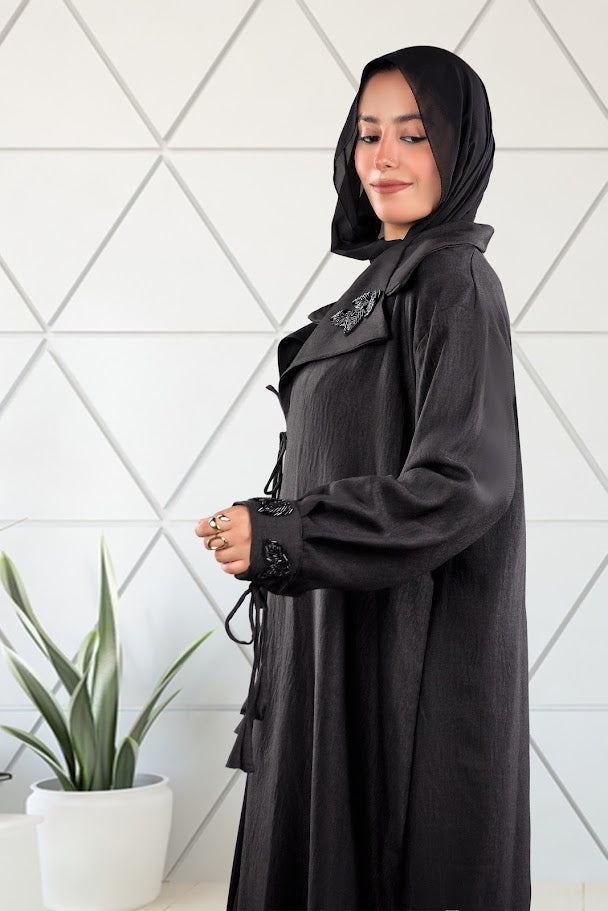 Elegant Black Tie-Sleeve Abaya